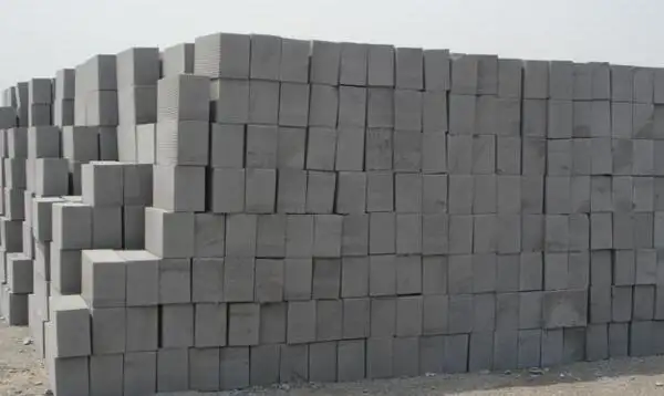 農村自建房，泡沫磚的特點。
